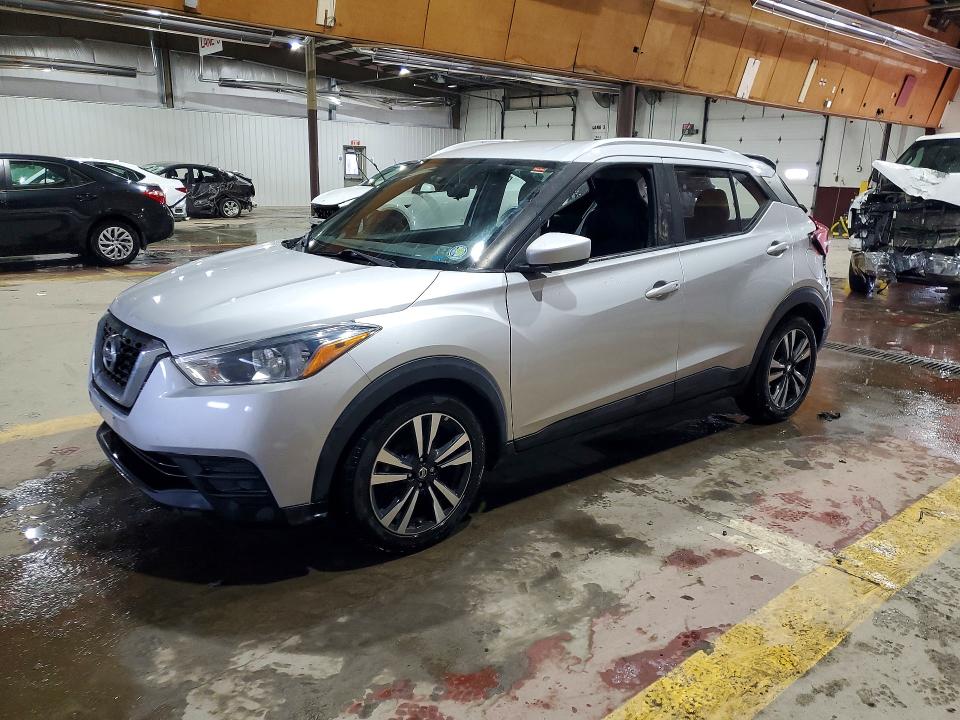 2019 Nissan Kicks მანქანა იყიდება აუქციონზე, vin: 3N1CP5CU5KL503827, აუქციონის ნომერი: 75996565