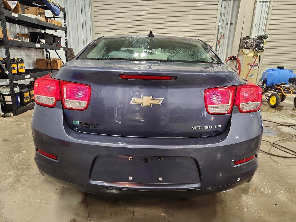 Продажа на аукционе авто 2015 Chevrolet Malibu, vin: 1G11B5SL0FF327435, номер лота: 77308535