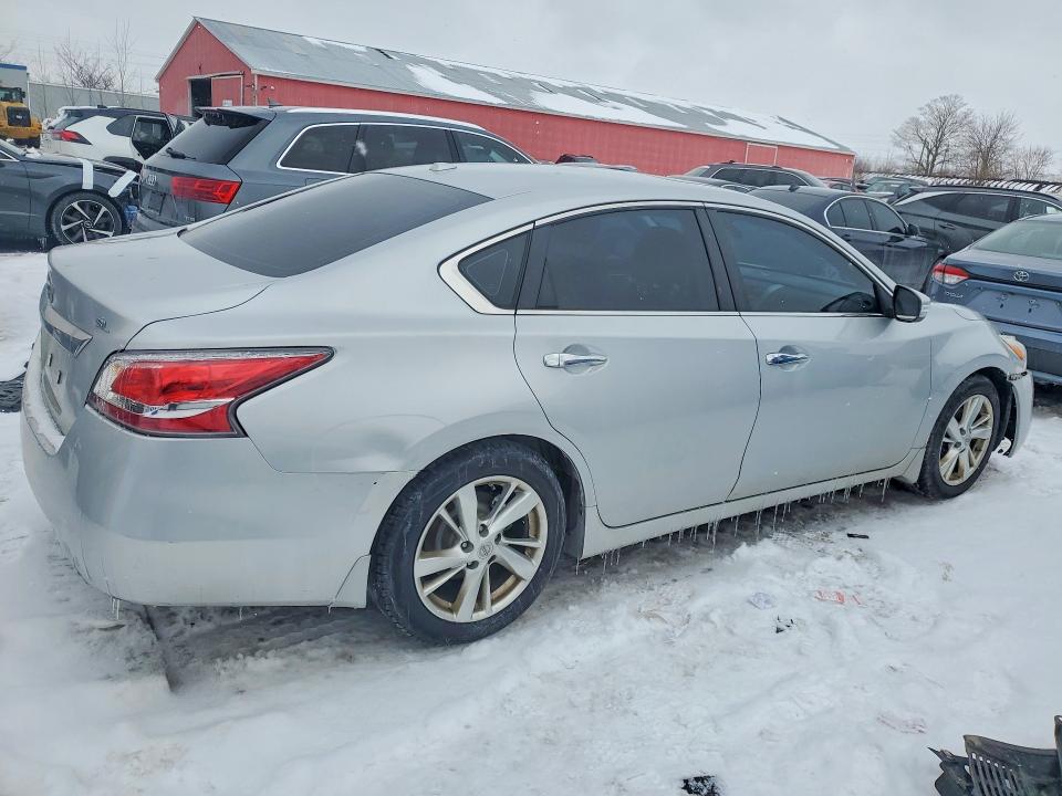 Продажа на аукционе авто 2015 Nissan Altima 2.5, vin: 1N4AL3AP8FN364046, номер лота: 76401435