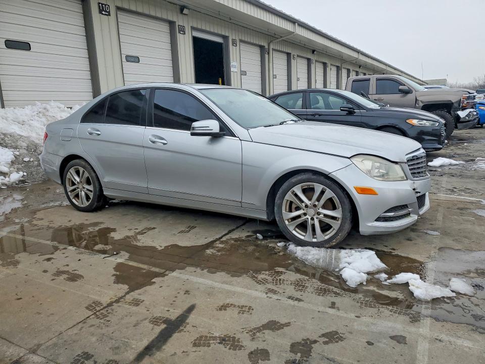 75649985 :رقم المزاد ، WDDGF4HB9DA743465 vin ، 2013 Mercedes-benz C مزاد بيع