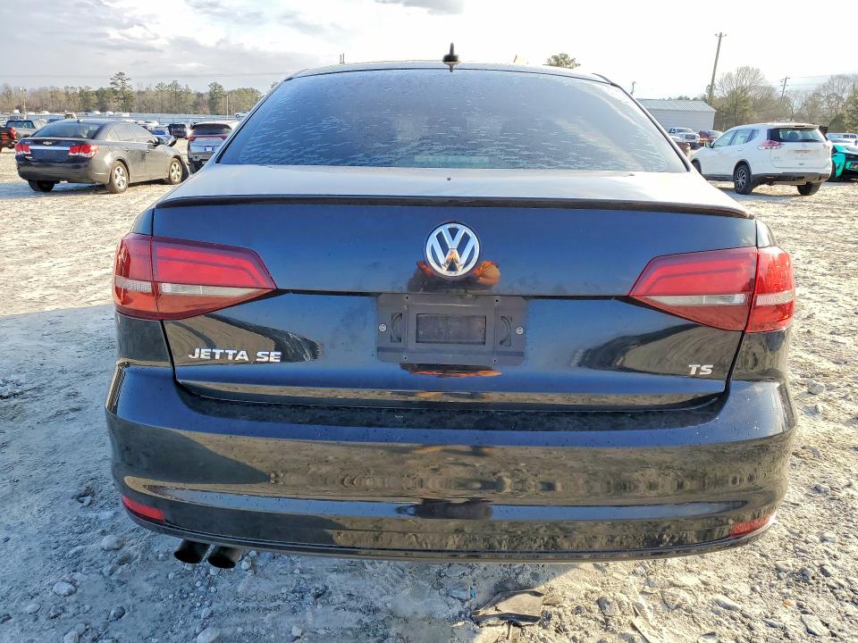 2018 Volkswagen Jetta მანქანა იყიდება აუქციონზე, vin: 3VWD17AJ8JM231044, აუქციონის ნომერი: 78275645