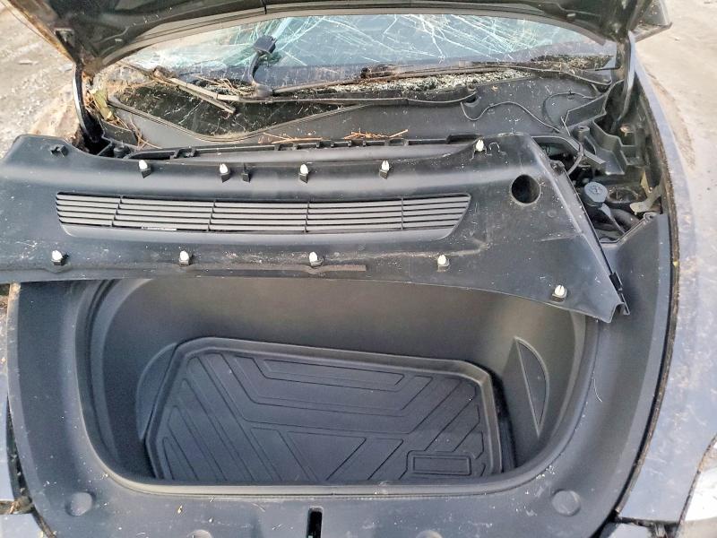 76422525 :رقم المزاد ، 7SAYGDEE0NA006545 vin ، 2022 Tesla Model Y مزاد بيع