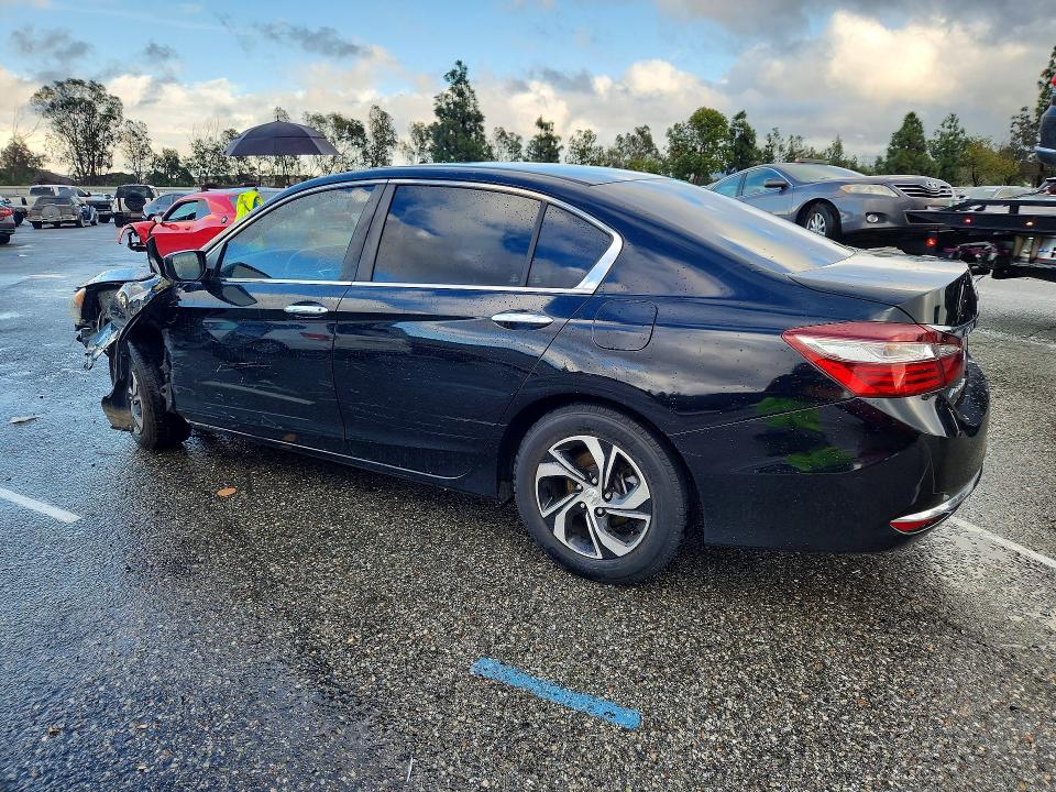 Продажа на аукционе авто 2017 Honda Accord, vin: 1HGCR2F3XHA033479, номер лота: 77898005