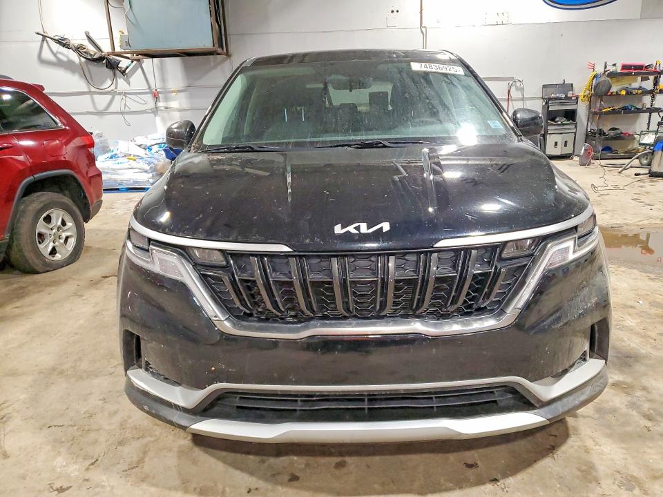 Продажа на аукционе авто 2023 Kia Carnival L, vin: KNDNB5H32P6282595, номер лота: 74836925