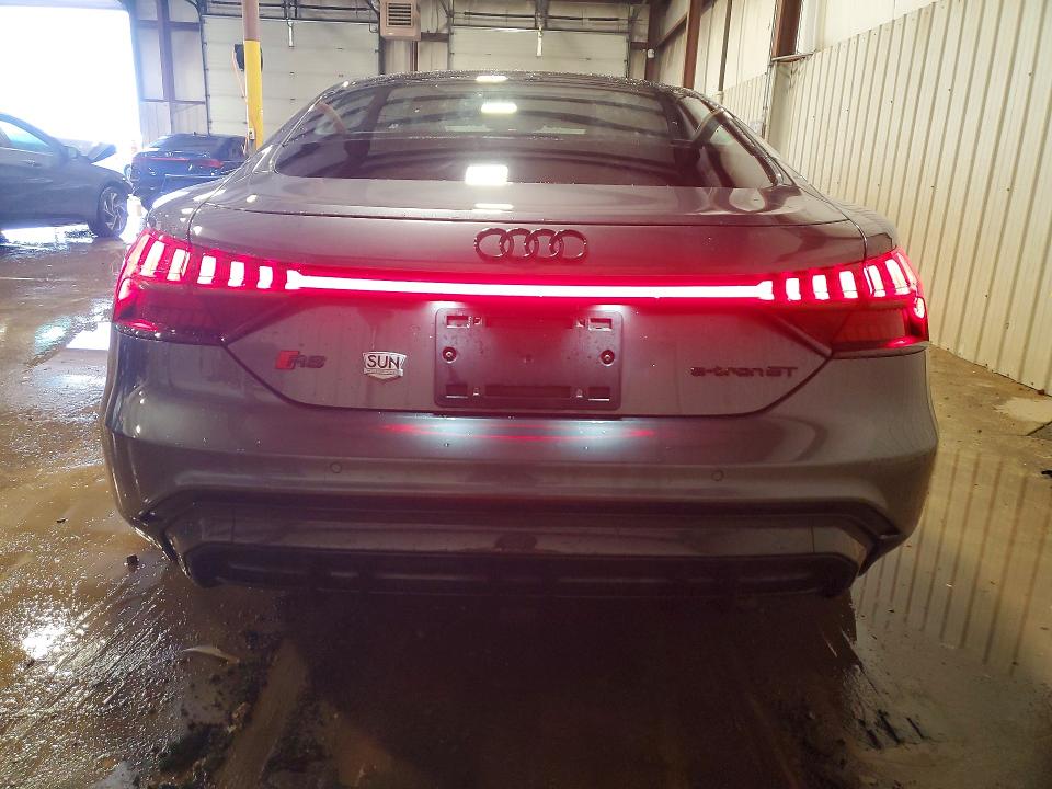 2024 Audi Rs E-tron Gt მანქანა იყიდება აუქციონზე, vin: WAUBHBFW1R7901789, აუქციონის ნომერი: 76567365