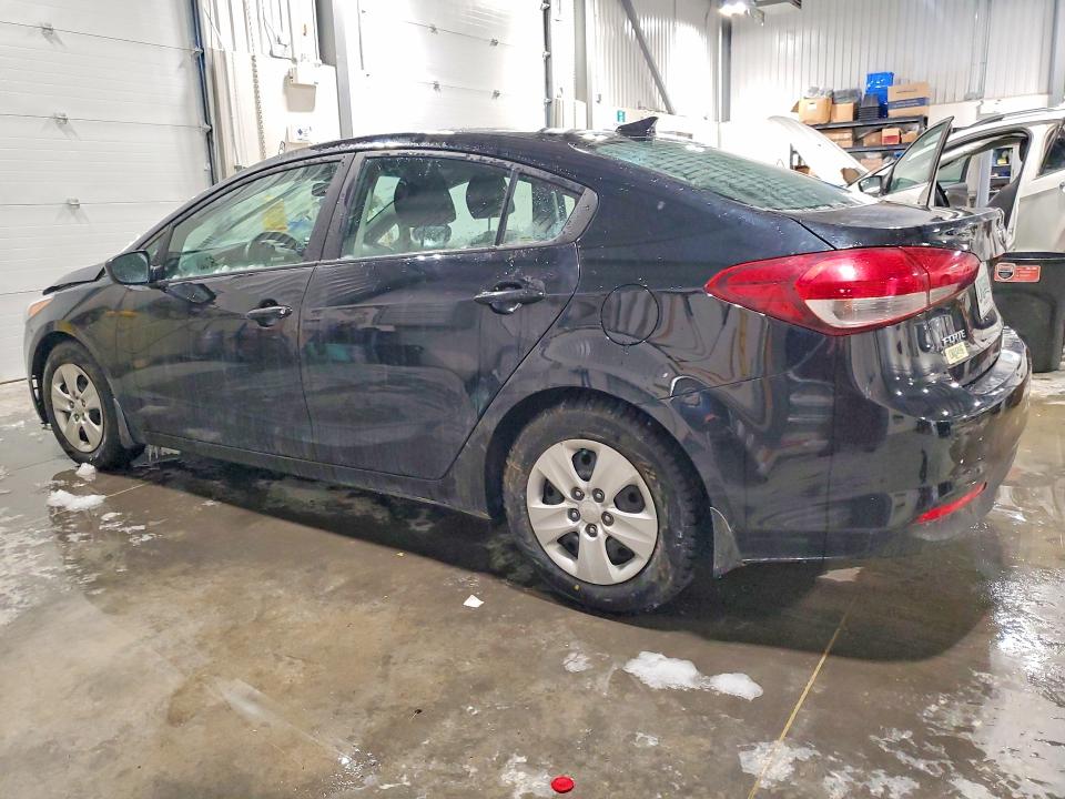 Продажа на аукционе авто 2018 Kia Forte, vin: 3KPFL4A70JE253512, номер лота: 76445615