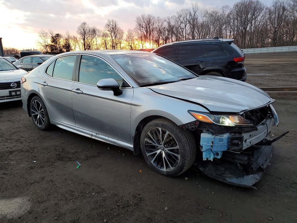 78823095 :رقم المزاد ، 4T1B11HK5KU749997 vin ، 2019 Toyota Camry مزاد بيع