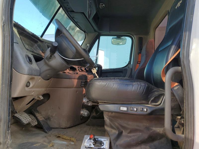 Aukcja sprzedaży 2013 Freightliner Cascadia, vin: 1FUJGEBG4DSBX6174, numer aukcji: 76199245