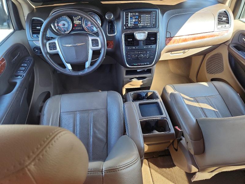 77555595 :رقم المزاد ، 2C4RC1CG0GR190735 vin ، 2016 Chrysler Town & Country مزاد بيع