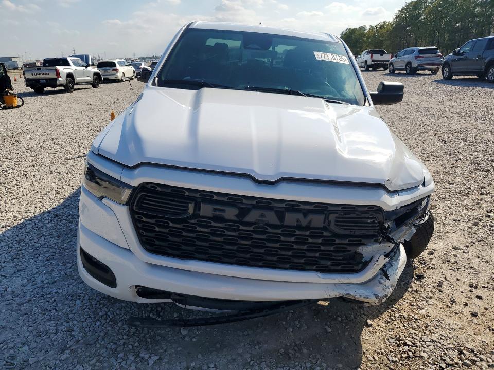 Продажа на аукционе авто 2025 Ram 1500, vin: 1C6RREGG7SN706988, номер лота: 77110735