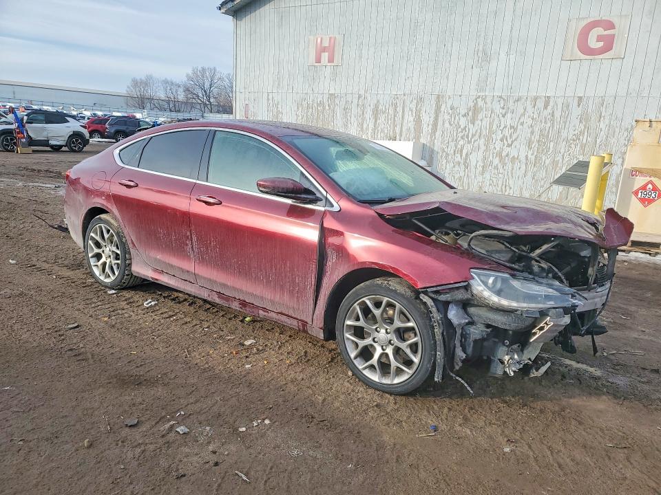 76930185 :رقم المزاد ، 1C3CCCEG2FN615581 vin ، 2015 Chrysler 200 مزاد بيع