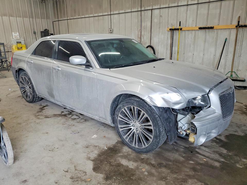 Продажа на аукционе авто 2010 Chrysler 300, vin: 2C3CA2CV8AH328944, номер лота: 76748475