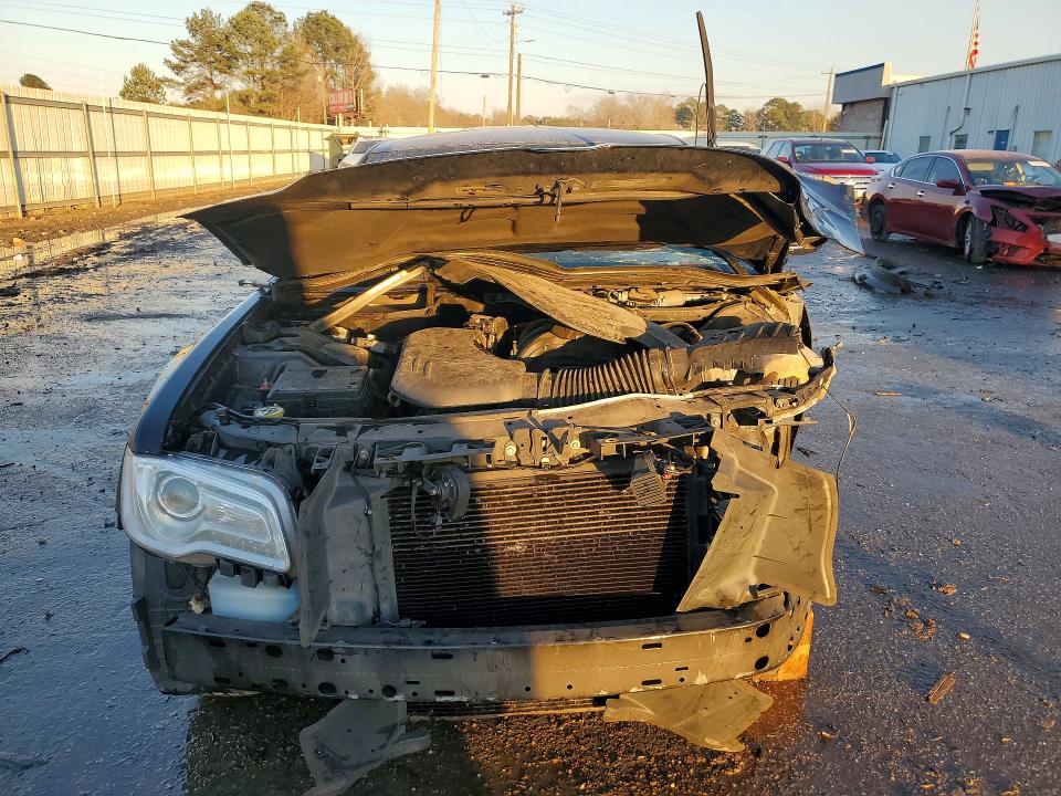 Продаж на аукціоні авто 2019 Chrysler 300, vin: 2C3CCAAG4KH746167, номер лоту: 77394295