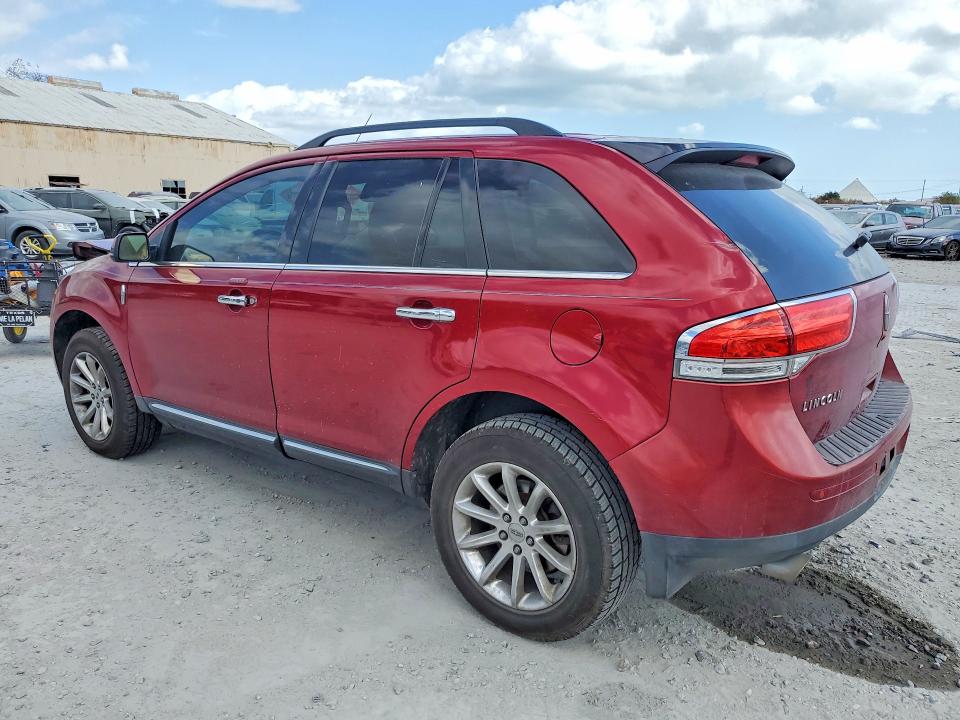 75555505 :رقم المزاد ، 2LMDJ6JK1DBL31000 vin ، 2013 Lincoln Mkx مزاد بيع