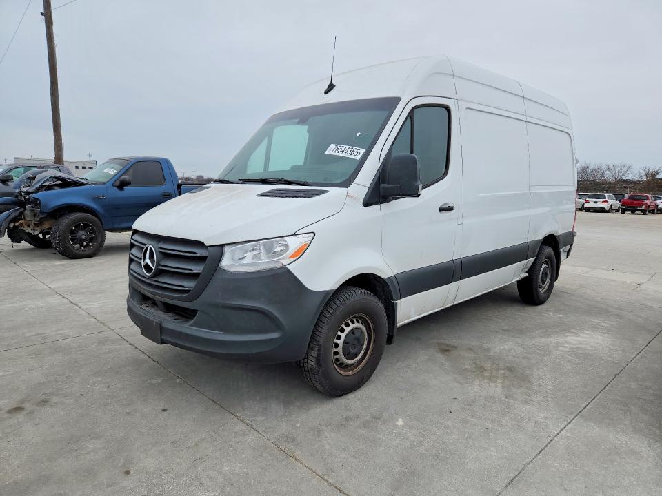 76544365 :رقم المزاد ، W1Y4NBHY9RT161379 vin ، 2024 Mercedes-benz Sprinter 2 مزاد بيع
