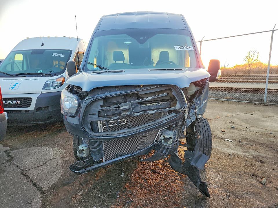 2019 Ford Transit მანქანა იყიდება აუქციონზე, vin: 1FTYR3XM7KKA97496, აუქციონის ნომერი: 76823595
