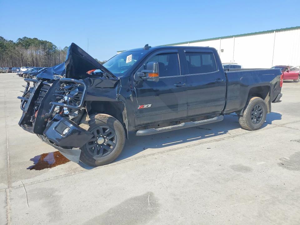2018 Chevrolet Silverado მანქანა იყიდება აუქციონზე, vin: 1GC1KVEG0JF272385, აუქციონის ნომერი: 76036495