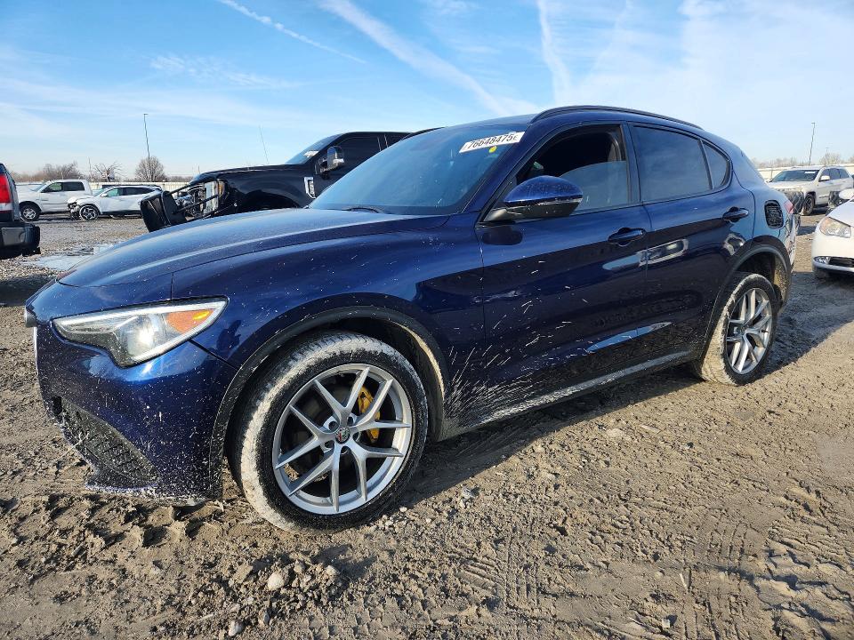 Aukcja sprzedaży 2018 Alfa Romeo Stelvio, vin: ZASFAKNN6J7B72315, numer aukcji: 76648475
