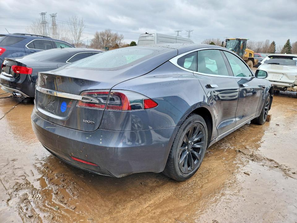 2017 Tesla Model S მანქანა იყიდება აუქციონზე, vin: 5YJSA1E27HF217306, აუქციონის ნომერი: 76197265