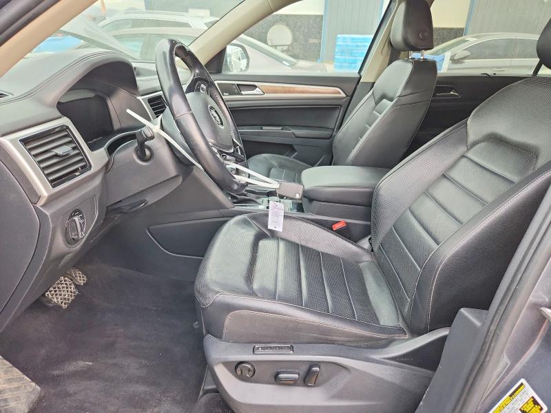 76848615 :رقم المزاد ، 1V2NR2CA6JC584480 vin ، 2018 Volkswagen Atlas مزاد بيع