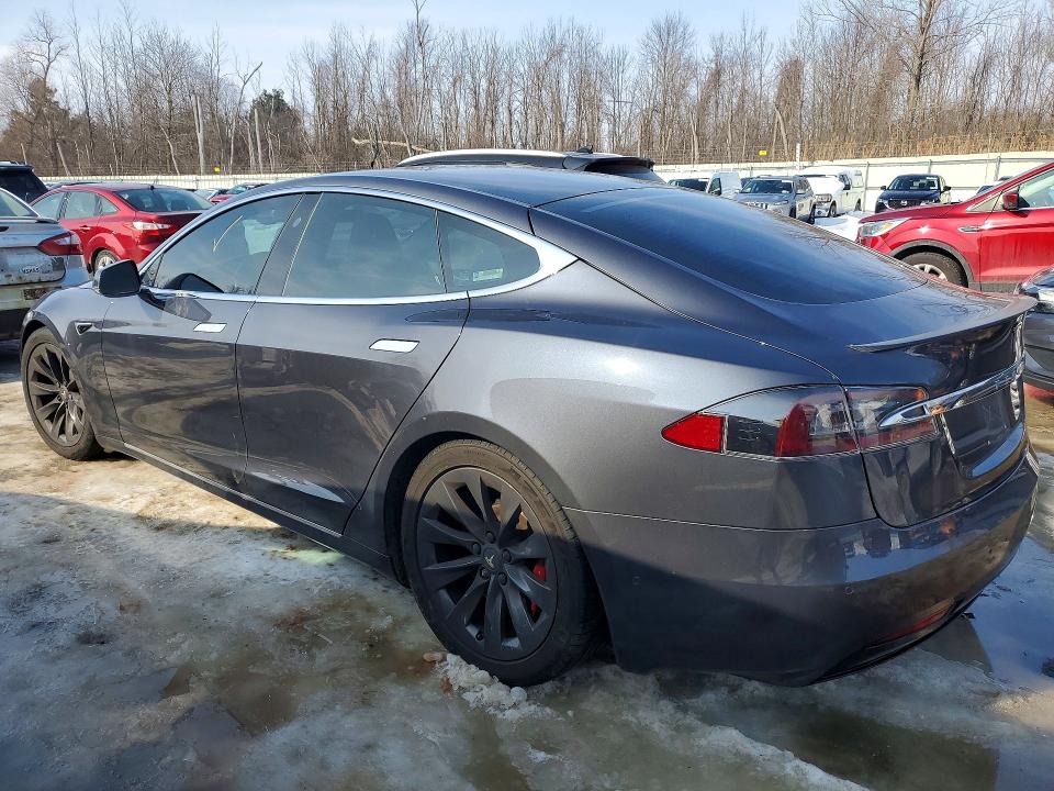 Продажа на аукционе авто 2019 Tesla Model S, vin: 5YJSA1E49KF336824, номер лота: 74064875