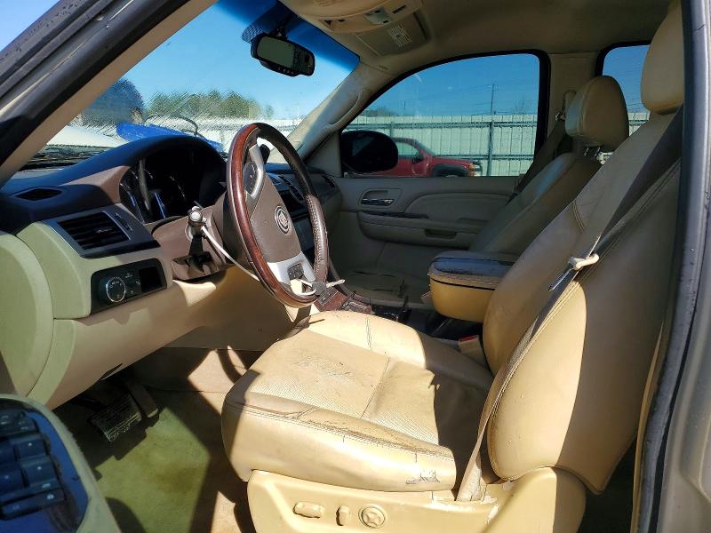 Продажа на аукционе авто 2008 Cadillac Escalade, vin: 1GYFK63878R232315, номер лота: 78183995