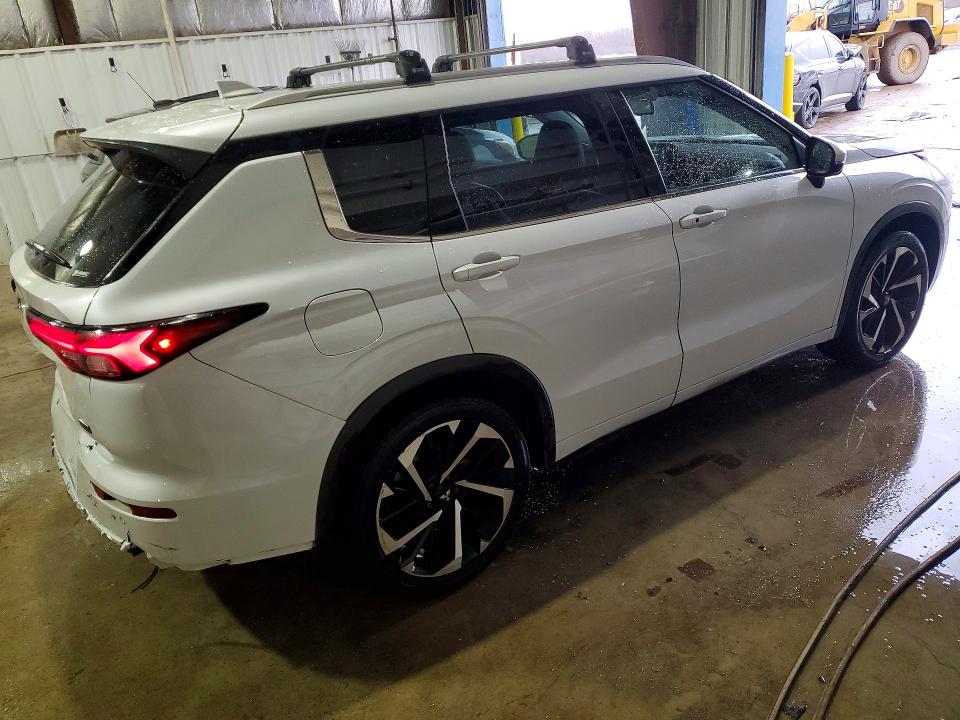Продаж на аукціоні авто 2022 Mitsubishi Outlander, vin: JA4J4VA87NZ026392, номер лоту: 75190215