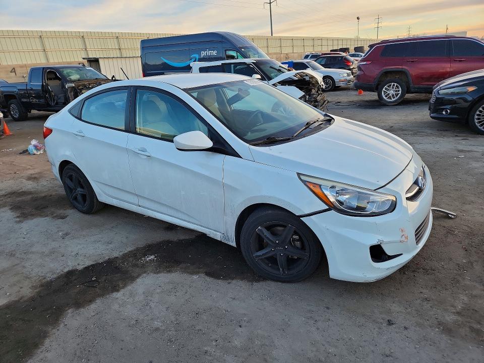 72182855 :رقم المزاد ، KMHCT4AE7GU997244 vin ، 2016 Hyundai Accent مزاد بيع