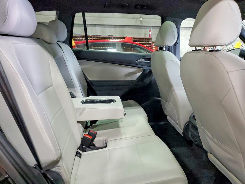 Продажа на аукционе авто 2020 Volkswagen Tiguan, vin: 3VV2B7AX6LM135218, номер лота: 76796825