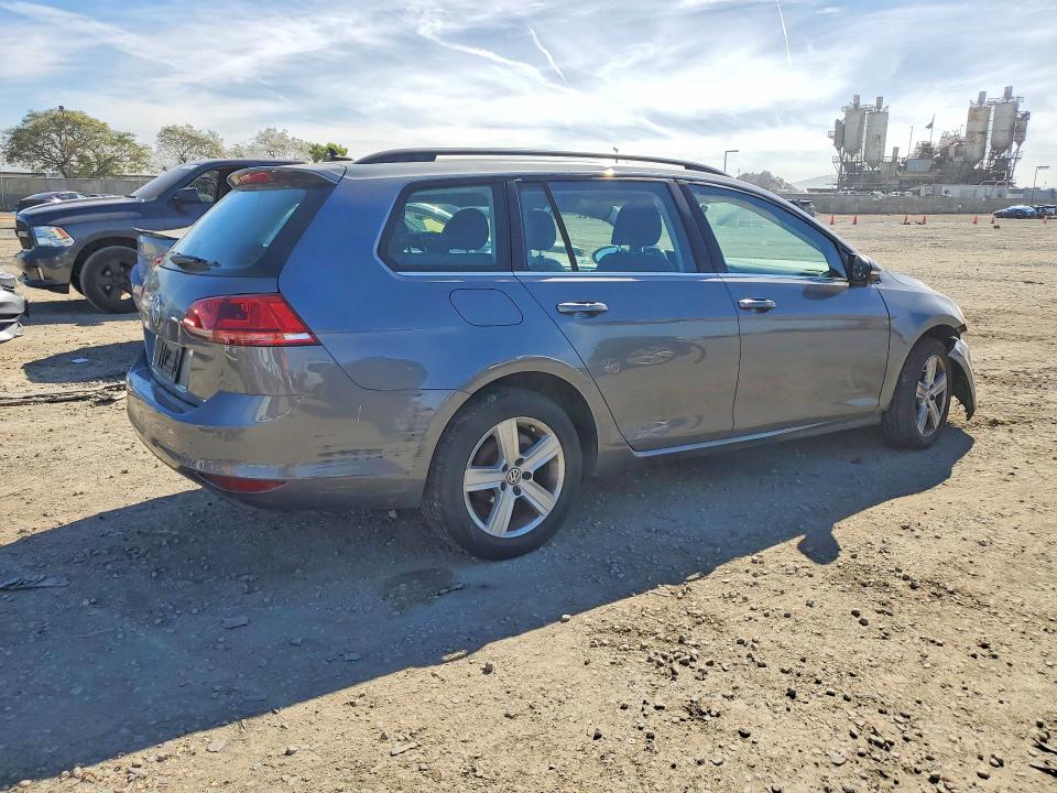 78383065 :رقم المزاد ، 3VWCA7AU4FM513761 vin ، 2015 Volkswagen Golf Sportwagen مزاد بيع