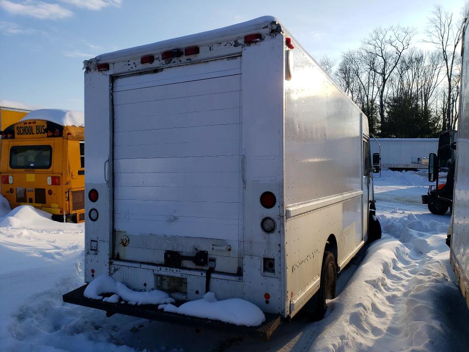 Продаж на аукціоні авто 2000 Frht - Freightliner Chassis, vin: 4UZA4FA40YCG65096, номер лоту: 74627735