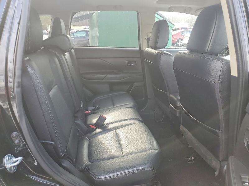 Продаж на аукціоні авто 2018 Mitsubishi Outlander, vin: JA4AZ3A34JZ020828, номер лоту: 78405345