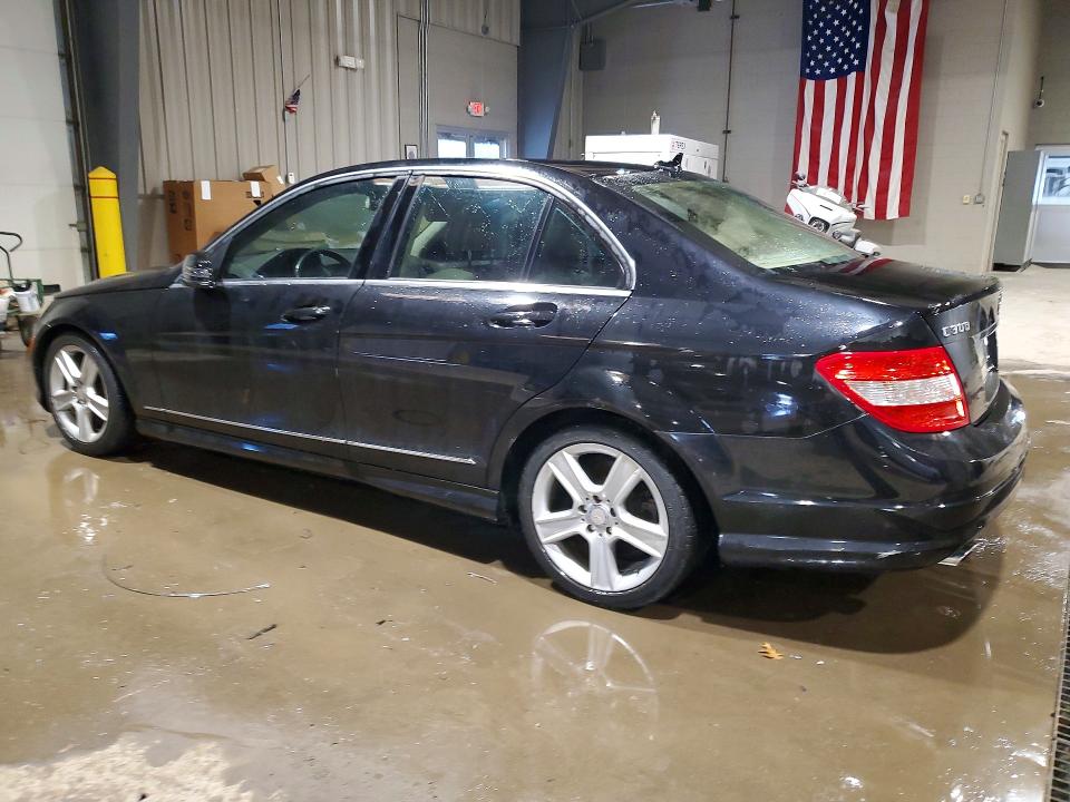 2010 Mercedes-benz C მანქანა იყიდება აუქციონზე, vin: WDDGF5EB2AR107011, აუქციონის ნომერი: 74140605