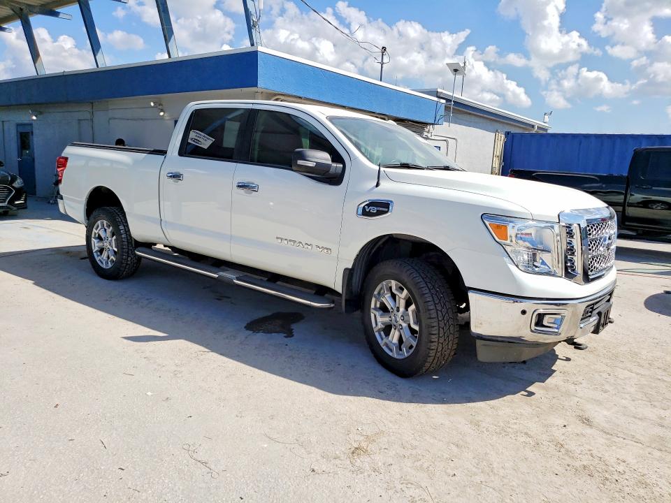 78404705 :رقم المزاد ، 1N6AA1F21HN552134 vin ، 2017 Nissan Titan Xd مزاد بيع