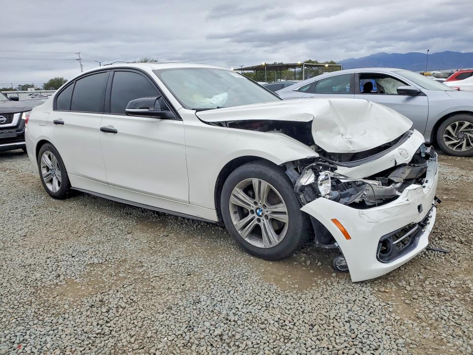 78034915 :رقم المزاد ، WBA8E9C57GK647958 vin ، 2016 Bmw 328 مزاد بيع
