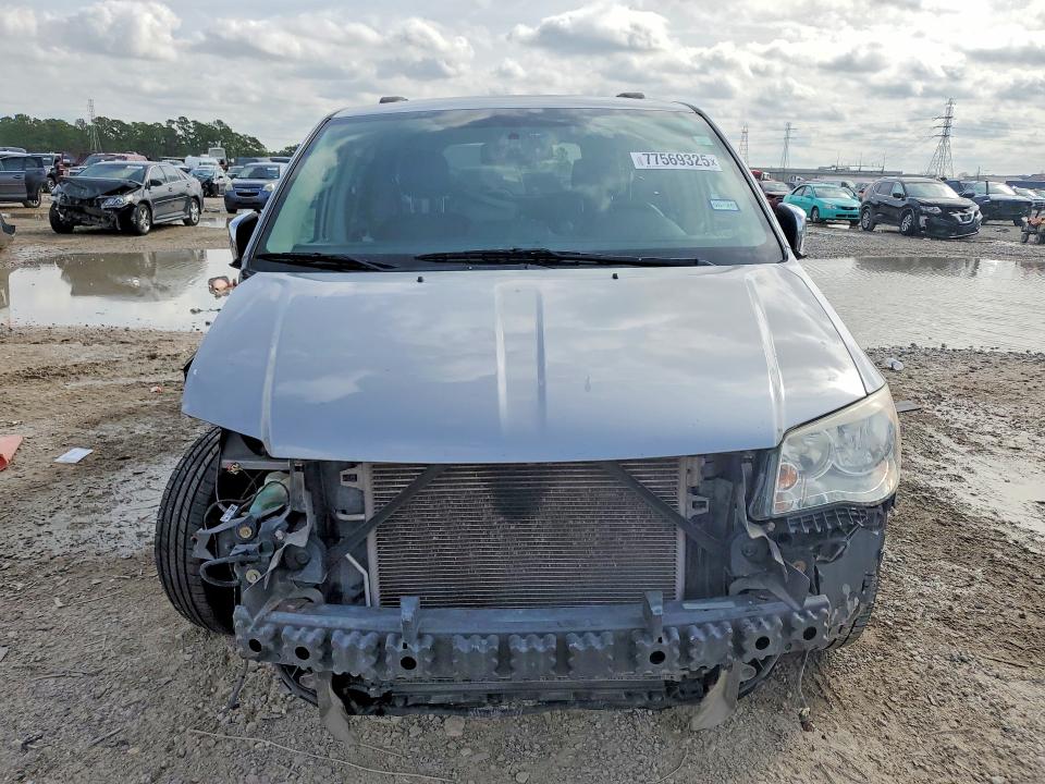 2015 Chrysler Town & Country მანქანა იყიდება აუქციონზე, vin: 2C4RC1CG1FR619640, აუქციონის ნომერი: 77569325