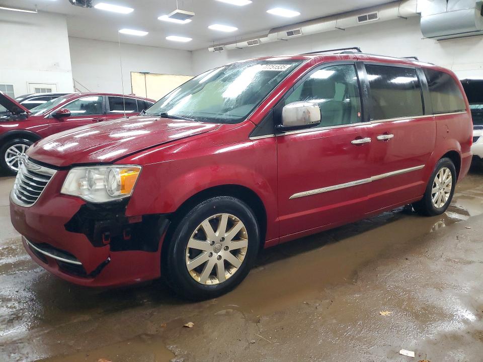 77751535 :رقم المزاد ، 2C4RC1CG7CR232926 vin ، 2012 Chrysler Town & Country مزاد بيع