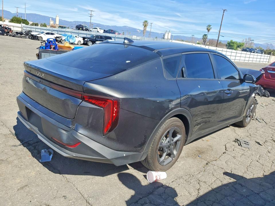 Продажа на аукционе авто 2025 Kia K4, vin: 3KPFT4DE7SE180599, номер лота: 78550075