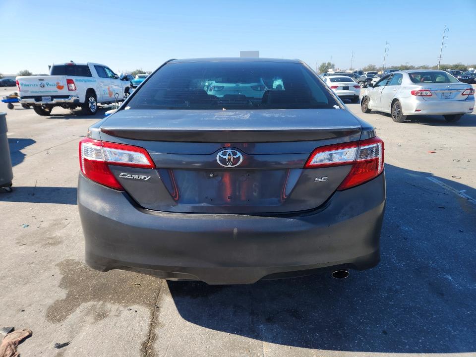 2014 Toyota Camry მანქანა იყიდება აუქციონზე, vin: 4T1BF1FK3EU750686, აუქციონის ნომერი: 75490725