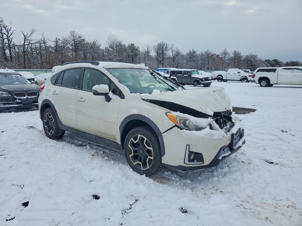 77219535 :رقم المزاد ، JF2GPAKC3H8211005 vin ، 2017 Subaru Crosstrek مزاد بيع