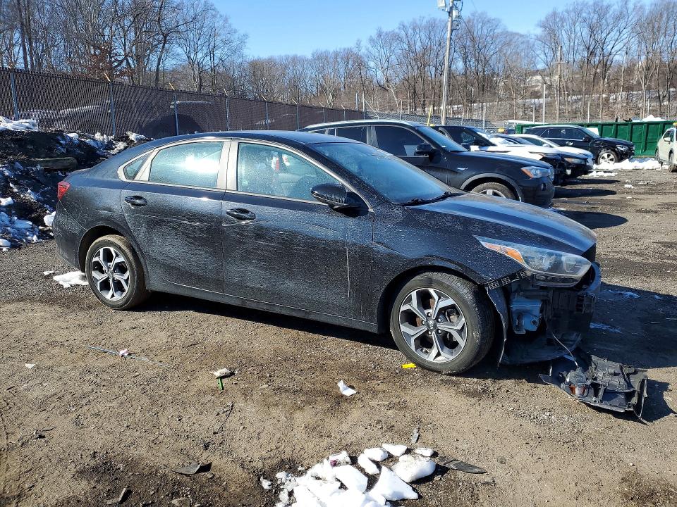 73925205 :رقم المزاد ، 3KPF24AD5KE081584 vin ، 2019 Kia Forte مزاد بيع