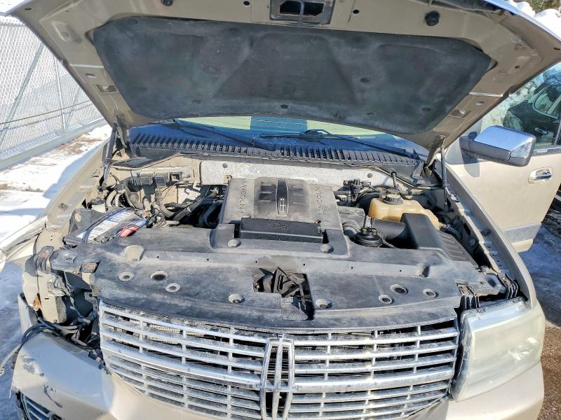 78347385 :رقم المزاد ، 5LMFU28507LJ05486 vin ، 2007 Lincoln Townhouse Navigator مزاد بيع