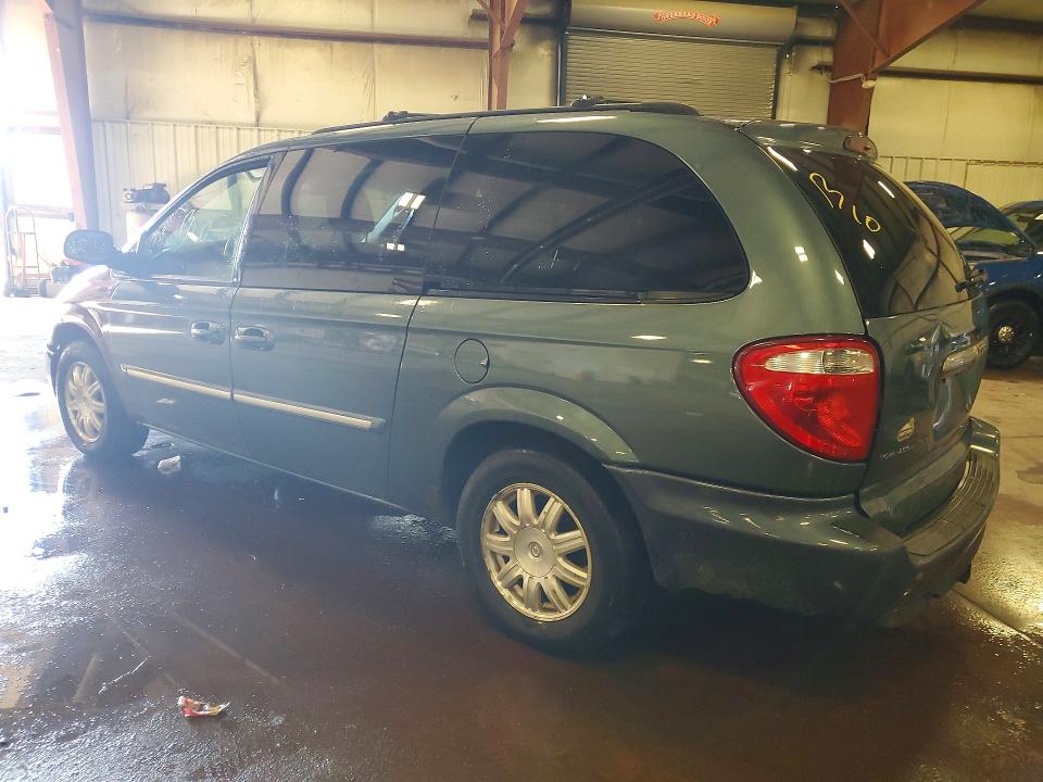 Продажа на аукционе авто 2006 Chrysler Town & Country, vin: 2A4GP54LX6R824222, номер лота: 77101395