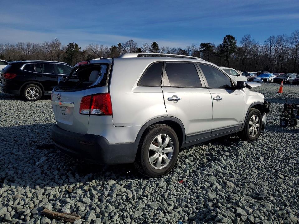 2012 Kia Sorento მანქანა იყიდება აუქციონზე, vin: 5XYKTDA2XCG287613, აუქციონის ნომერი: 78829095