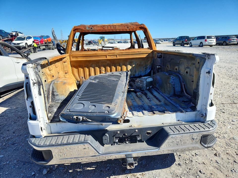 Продажа на аукционе авто 2019 Chevrolet Silverado, vin: 3GCPWCED5KG280121, номер лота: 76018365