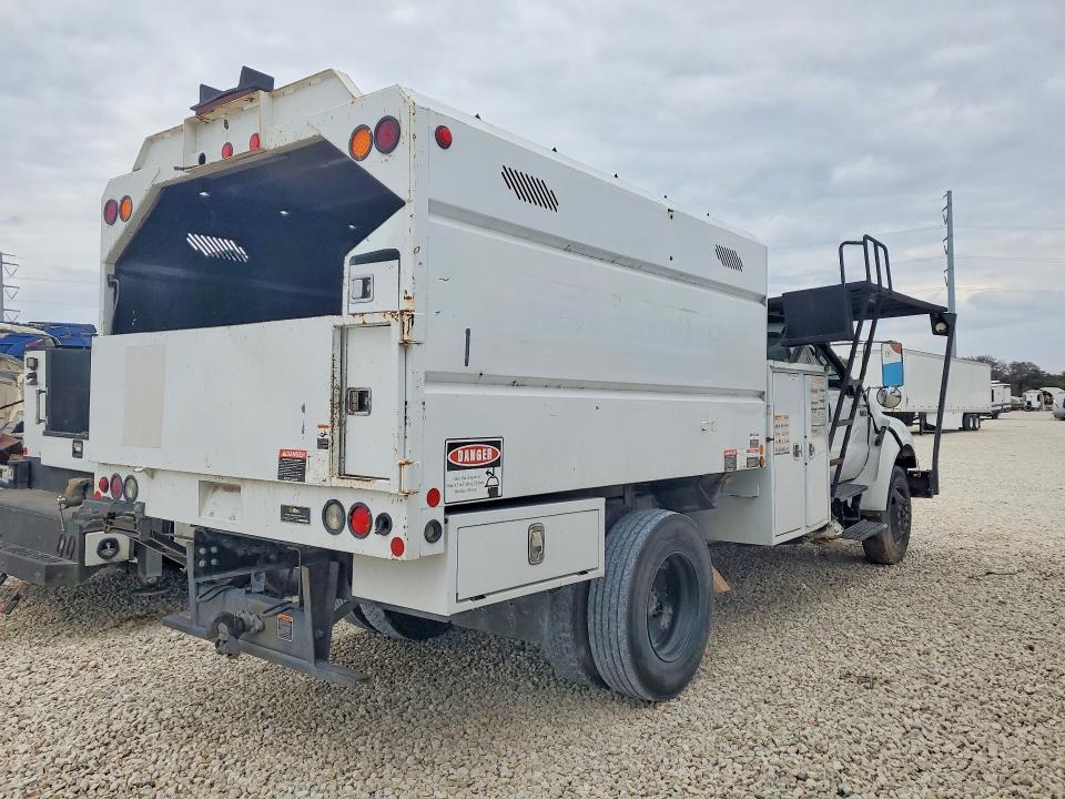 76820085 :رقم المزاد ، 3FRNF7FC7FV728318 vin ، 2015 Ford F750 مزاد بيع