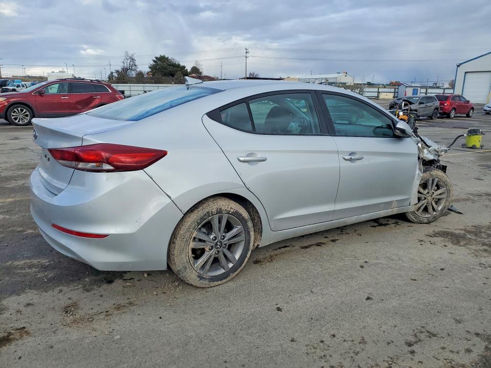 2018 Hyundai Elantra მანქანა იყიდება აუქციონზე, vin: KMHD84LF2JU591715, აუქციონის ნომერი: 78264335