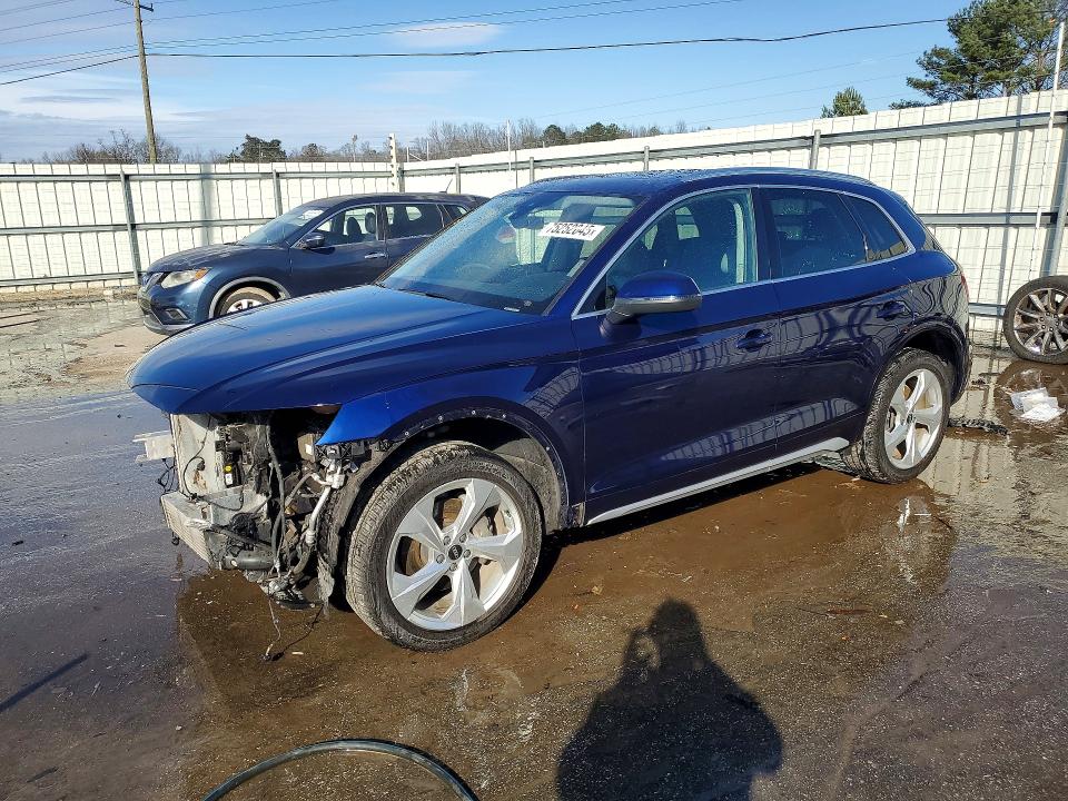 75252045 :رقم المزاد ، WA1BAAFY9M2138407 vin ، 2021 Audi Q5 مزاد بيع