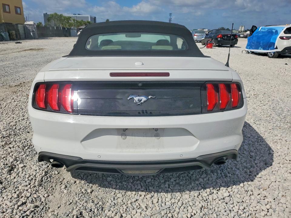 77791255 :رقم المزاد ، 1FATP8UH2L5106342 vin ، 2020 Ford Mustang مزاد بيع