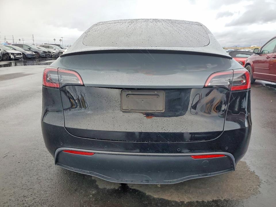 2021 Tesla Model Y მანქანა იყიდება აუქციონზე, vin: 5YJYGDEF4MF272240, აუქციონის ნომერი: 77883455